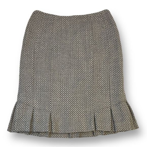 Talbots Dresses & Skirts - Talbots Wool Blend Ruffle Skirt Size 4 Petite